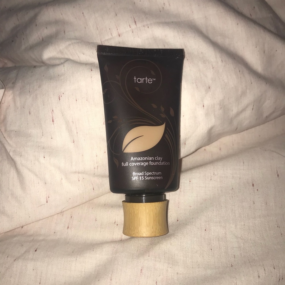 tarte amazonian clay foundation medium tan honey